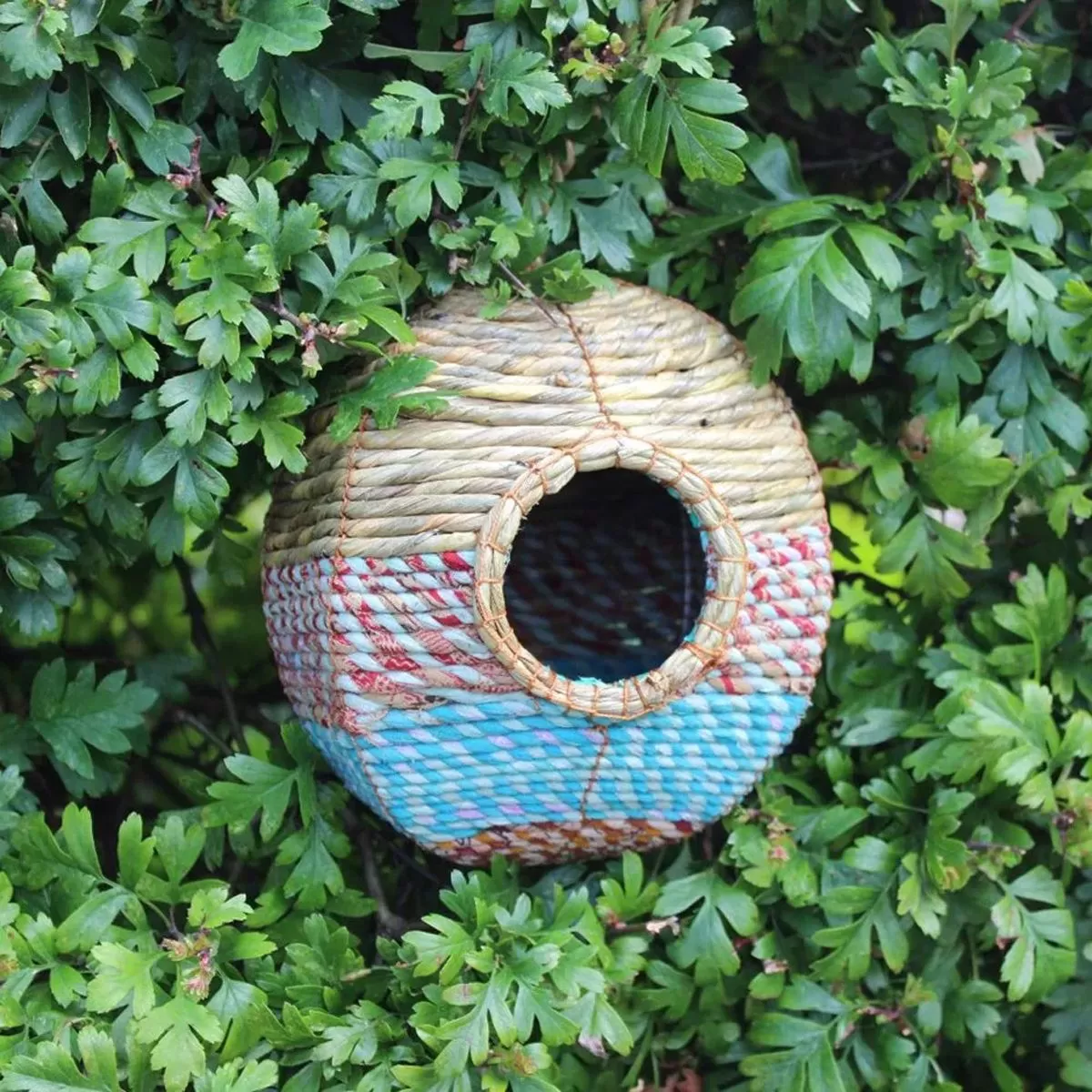 Wildlife World Artisan Wild Bird Nester - Anita 4 Wildlife World Artisan Wild Bird Nester - Anita - Image 4