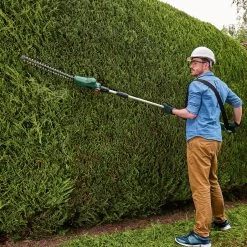 Bosch Power For All 18V 450mm UniversalHedgePole 18 Cordless Hedge Trimmer 7 Bosch Power For All 18V 450mm UniversalHedgePole 18 Cordless Hedge Trimmer -Garden Shop bosch power for all 18v 450mm universalhedgepole 18 cordless hedge trimmer3165140888073 06i bq