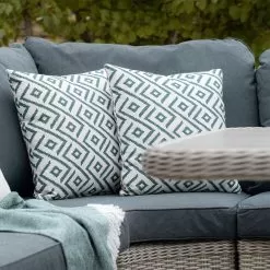 Bramblecrest Monterey 8 Seater Modular Dining Set With Adjustable Table -Garden Shop bramblecrest monterey 9 seater corner5