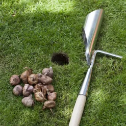 Burgon & Ball Long Handle Bulb Planter -Garden Shop burgon ball long handle bulb planter5019360010289 03i bq