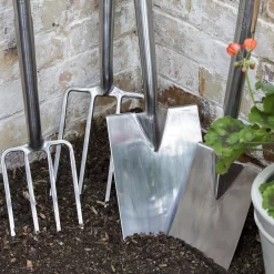 Burgon & Ball Square Border Spade -Garden Shop burgon ball square border spade5019360008637 02i bq