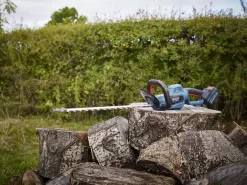 Erbauer 18V 550mm EHT18-Li - KIT Cordless Hedge Trimmer -Garden Shop erbauer 18v 550mm eht18 li kit cordless hedge trimmer3663602418269 09i 1