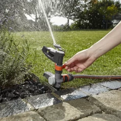 Gardena Pulse Sprinkler -Garden Shop gardena pulse sprinkler4078500814102 03i bq