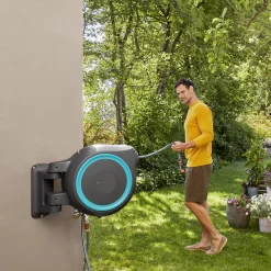 Gardena Rollup XL Wall-mounted Auto Hose Pipe Set (L)35m -Garden Shop gardena rollup xl wall mounted auto hose pipe set l 35m4078500052061 01i bq