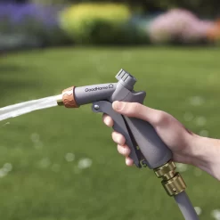 GoodHome Watering 2 Function Hose Spray Gun -Garden Shop goodhome watering 2 function hose spray gun5059340251479 01i