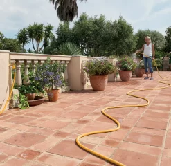 Hozelock Superhoze Yellow Hose Pipe -Garden Shop hozelock superhoze yellow hose pipe5010646061452 02i