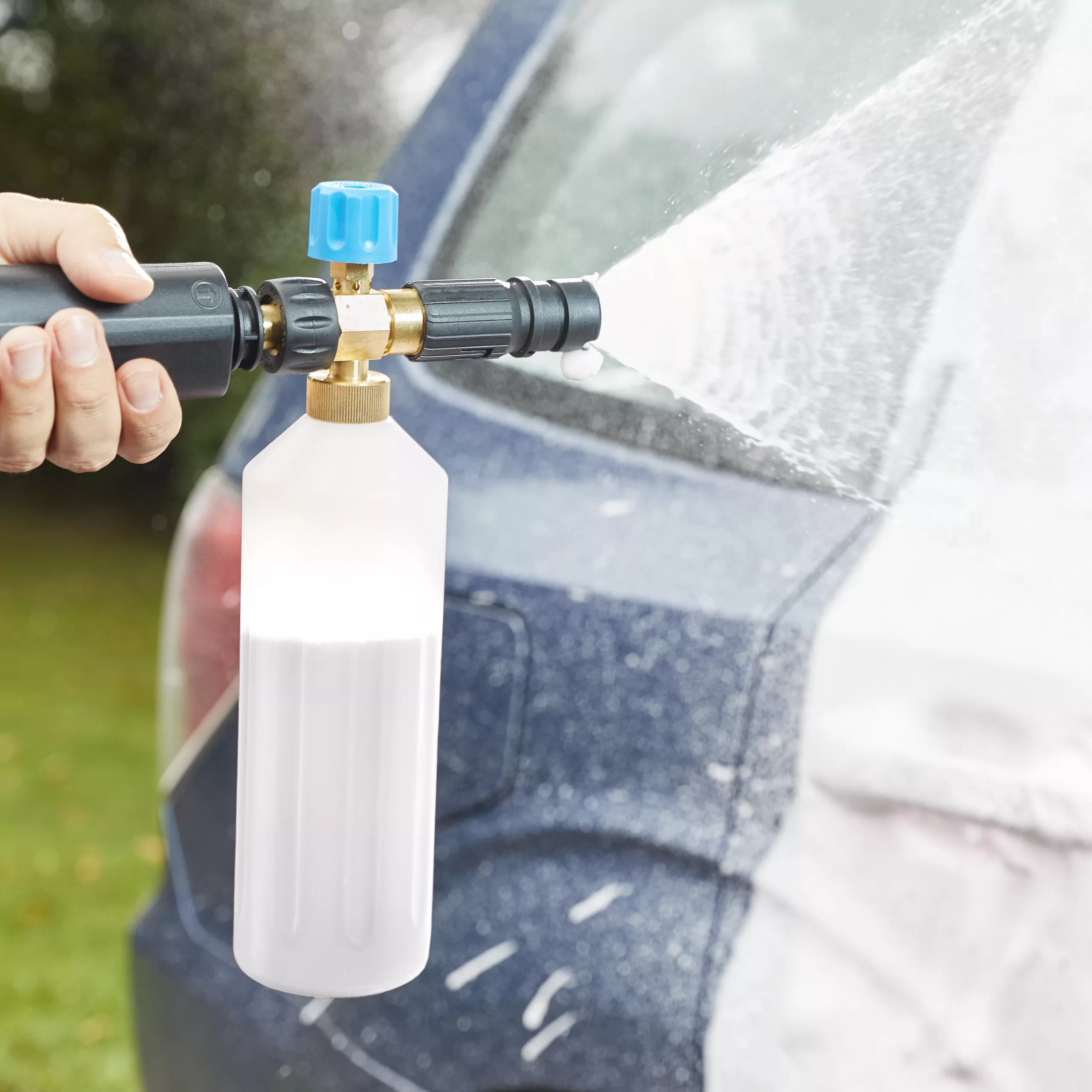 Mac Allister Brass Pressure Washer Foamer 3 Mac Allister Brass Pressure Washer Foamer - Image 3