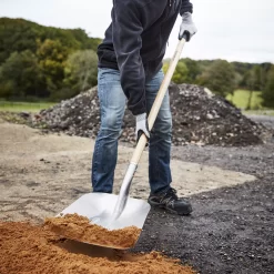 Magnusson Square Straight Handle Snow Shovel -Garden Shop magnusson square straight handle snow shovel5059340086644 01i